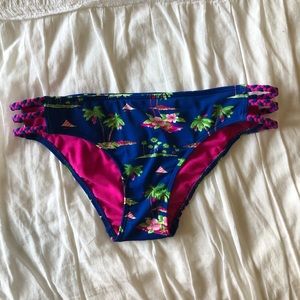 HOLLISTER BIKINI BOTTOMS ⭐️🌴